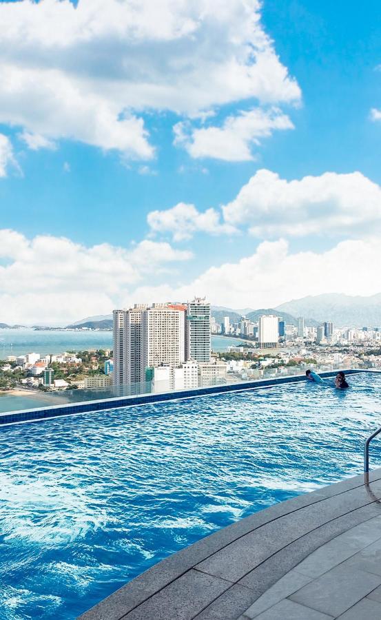 S Lux Apartment Scenia Bay Nha Trang Exterior foto